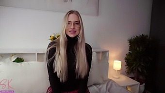A Naughty College Girl Receives A Facial Cumshot From A Well-Endowed Partner