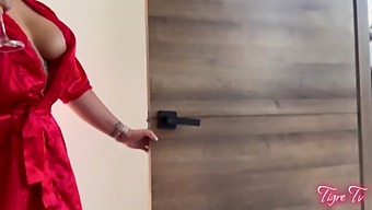 Fedex Delivery Woman Seduced And Gangbanged By Interracial Pair In Brutal 3some