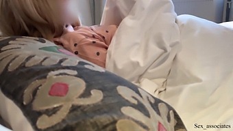 A Mother And Stepmom Share A Hotel Room, Navigating A Delicate Situation