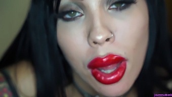 Beautiful Latina Gives A Blowjob And Gets Fucked Without A Condom